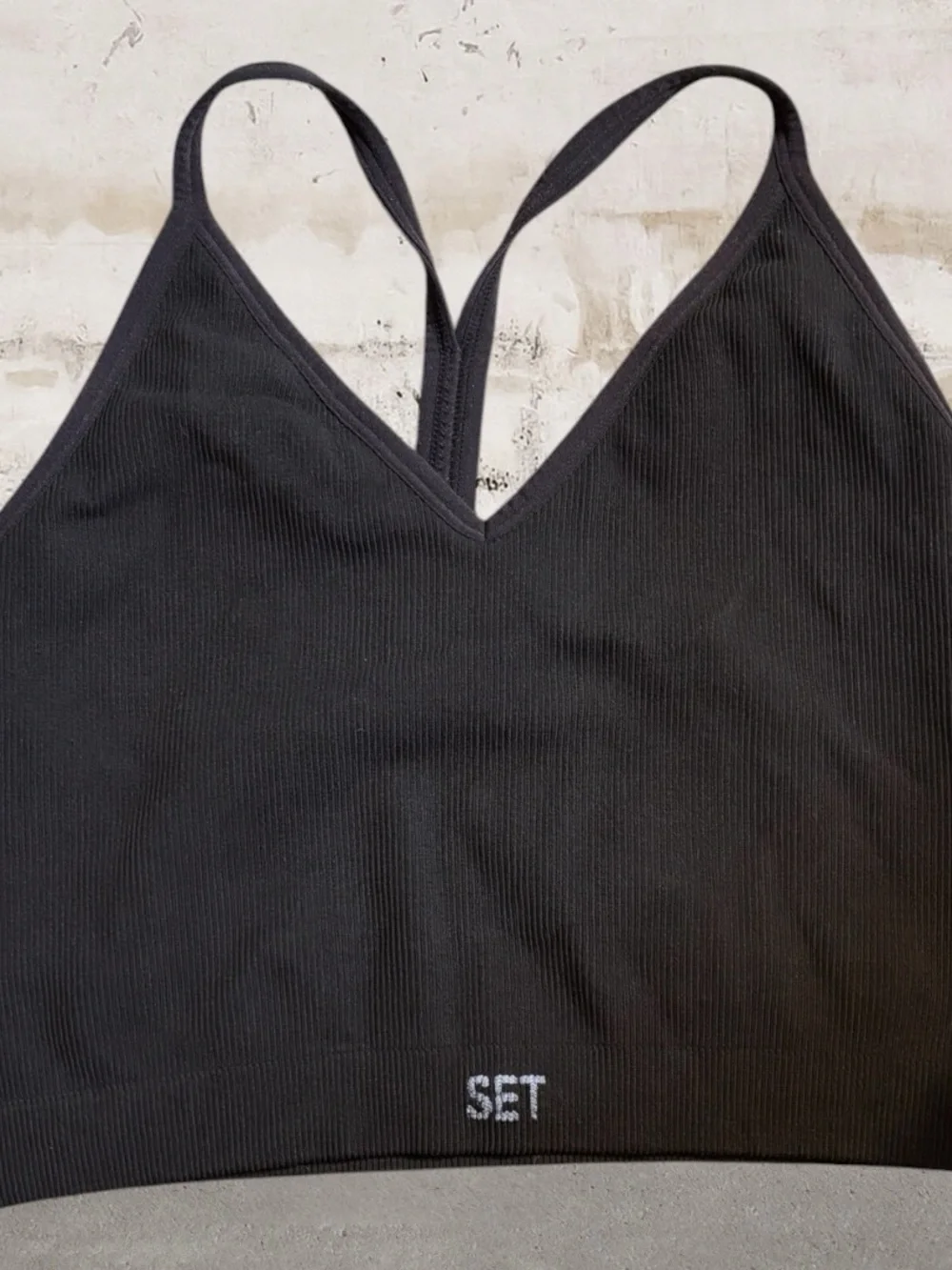 SET Active Black Sculptflex Ribbed V Bra Size Medium